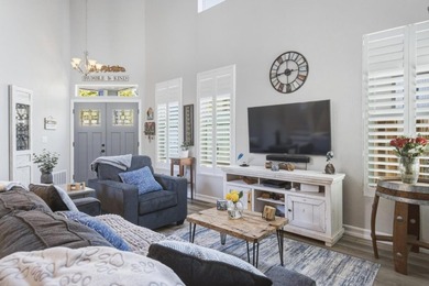 Welcome to this beautifully updated 3-bedroom, 2.5-bathroom home - photo 4