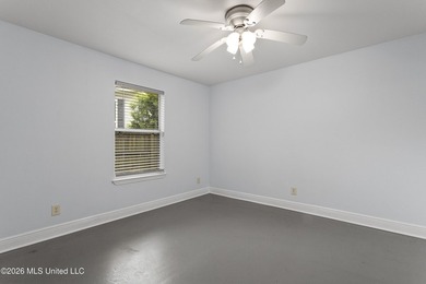 Coastal Cottage Living Just Blocks from the Beach & Train Depot - photo 18
