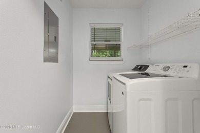 Coastal Cottage Living Just Blocks from the Beach & Train Depot - photo 24