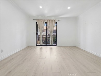 **NEWLY RENOVATED**Tucked into the heart of Carmel Mountain - photo 4