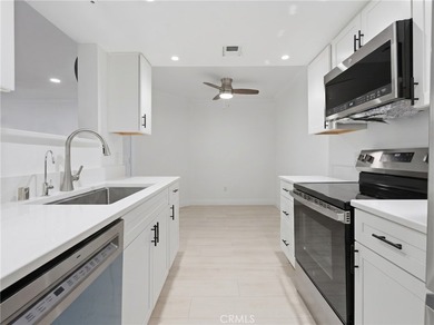 **NEWLY RENOVATED**Tucked into the heart of Carmel Mountain - photo 7