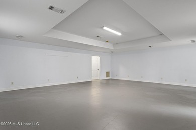 Coastal Cottage Living Just Blocks from the Beach & Train Depot - photo 29