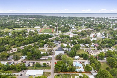 Coastal Cottage Living Just Blocks from the Beach & Train Depot - photo 45