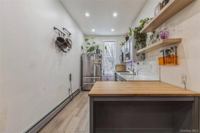 Unparalleled Quality & Elegance converge at this site. Nestled - photo 9