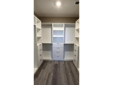 Lake Townhome/Townhouse For Sale in Miami, Florida