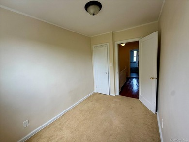 Prime North Flushing Location! This renovated and - photo 15