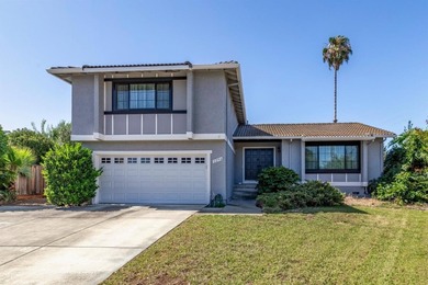 This 4 bedroom 2.5 bath Cambrian home enjoys many upgrades on - photo 2