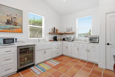 If you've been longing for a wonderful Coastal get-away or even - photo 32