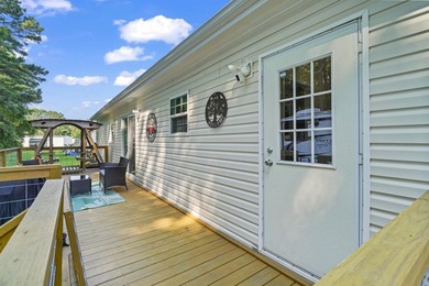 Three-bedroom, two-bathroom, single-story manufactured home with - photo 36