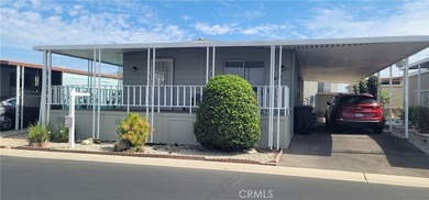 Located in the popular San Rafael MobilHome estates; This corner - photo 2