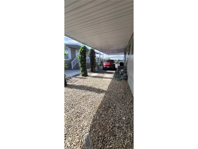 Located in the popular San Rafael MobilHome estates; This corner - photo 5