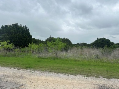 Prime 1.25-acre homesite in a highly amenitized, resort-style - photo 2