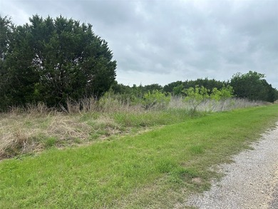 Prime 1.25-acre homesite in a highly amenitized, resort-style - photo 3