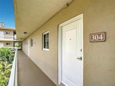 1 bedroom 1 bathroom condo in the beautiful Village of Kings - photo 3