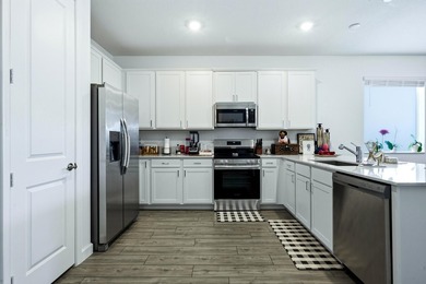 Welcome to easy Florida living in Delray Trails - Delray Beach's - photo 6