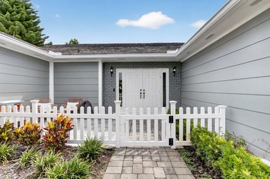 THIS BEAUTIFUL UPDATED 3 BEDROOM 2 BATH VILLA IS READY FOR A NEW - photo 4