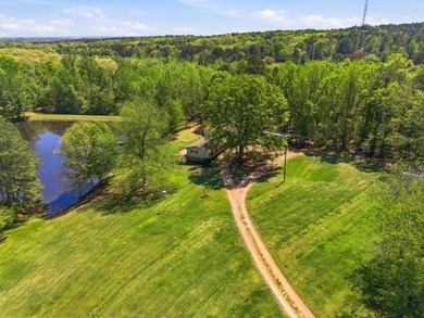 Charming Lakefront Retreat on 9.5 Acres - Private, Peaceful, and - photo 40