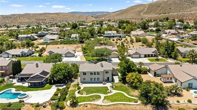 Welcome to 5739 Avenida Entrada, a spacious 5-bedroom - photo 50