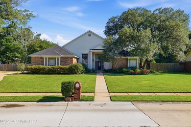Beautiful 4BR/3BA home in desirable Bienville Place! This - photo 2