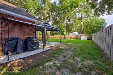 Beautifully updated and move-in ready! This charming 3-bedroom - photo 12