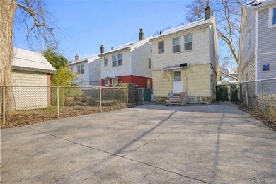 Welcome to this classic detached single-family colonial nestled - photo 22