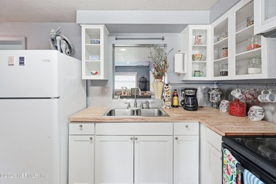 Great starter home of investment property. Located next to FSCJ - photo 10