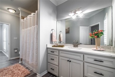 Beautiful stucco and stone home nestled in a quiet cul-de-sac - photo 35