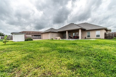 Beautiful stucco and stone home nestled in a quiet cul-de-sac - photo 40