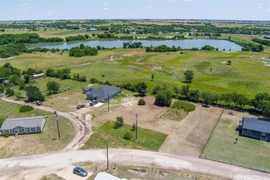 (private lake, pond, creek) Lot For Sale in Decatur Texas