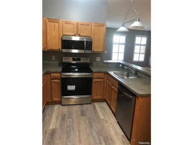 Welcome home to this beautifully maintained first-floor ranch - photo 2