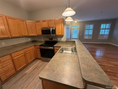 Welcome home to this beautifully maintained first-floor ranch - photo 6