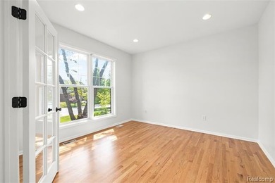 *****A CAPE-COD HOME (MASTER BEDROOM ON THE MAIN - photo 18