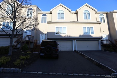 Lake Home For Sale in Congers, New York