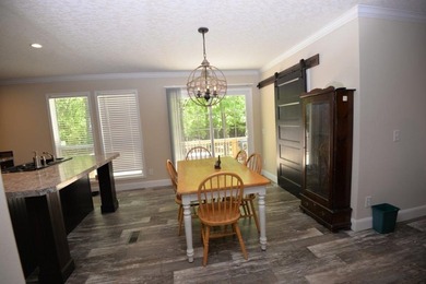 Conveniently located near Lake Sinclair and just minutes from - photo 6