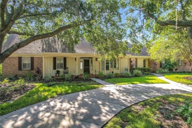 (private lake, pond, creek) Home For Sale in Lakeland Florida