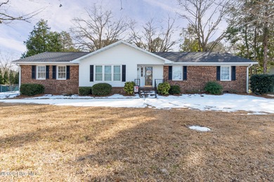 Trent River Home Active Under Contract in New Bern North Carolina