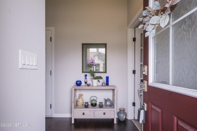 Welcome home to this beautifully updated one story corner lot - photo 5