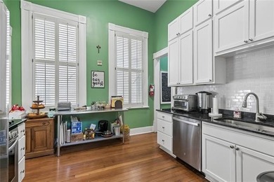 Exceptional historic residence on iconic St. Charles Avenue - photo 9