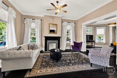 Make one of Savannah's most sought-after addresses in the heart - photo 6