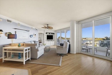 Welcome to coastal living at its finest! This stunning 3-bedroom - photo 20