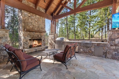 Experience Gozzer living at its finest in this spacious - photo 23