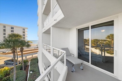 Welcome to coastal living at its finest! This stunning 3-bedroom - photo 25
