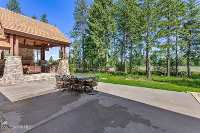 Experience Gozzer living at its finest in this spacious - photo 31