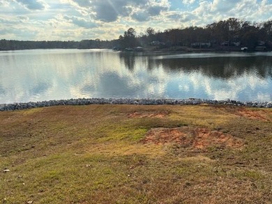 Lake Lot For Sale in Eatonton, Georgia