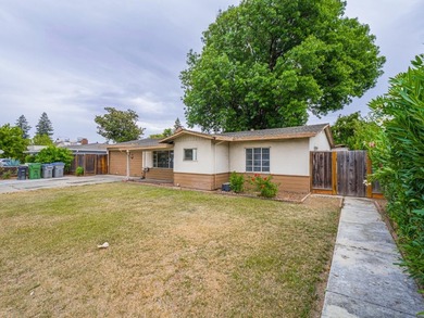 This is a rare opportunity to create your custom dream home on - photo 1