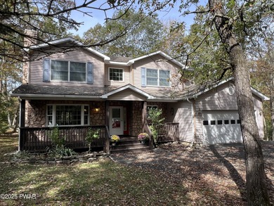 Hemlock Lake Home For Sale in Lords Valley Pennsylvania