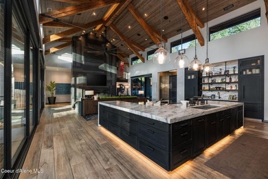 This beautiful custom 7 bed, 8.5 bath home. borders 27 acres of - photo 15