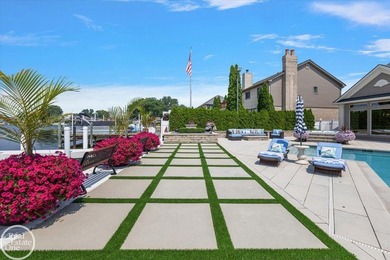 Completely updated One-Of-A-Kind custom-built home on the Black - photo 20
