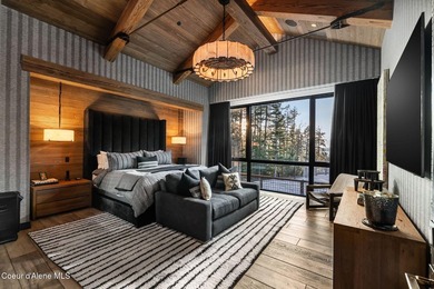 This beautiful custom 7 bed, 8.5 bath home. borders 27 acres of - photo 21