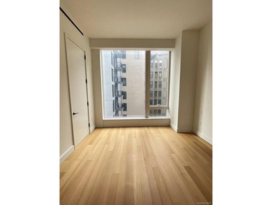 This 1033 Square foot Large 1 Bedroom 1Bath Home with 11-foot - photo 1